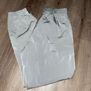 TNA Aritzia Reflective Nylon Windbreaker Joggers Pants Grey Size Small